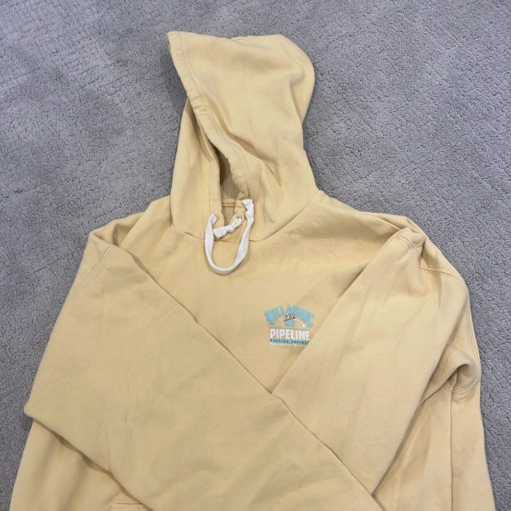 Billabong pipeline yellow hoodie